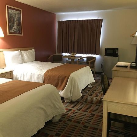 Anderson Chesterfield Travel Inn Daleville Dış mekan fotoğraf
